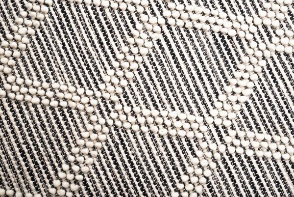 ROČNO TKANA PREPROGA Colored Macrame one 140/200 cm tkano siva, bela