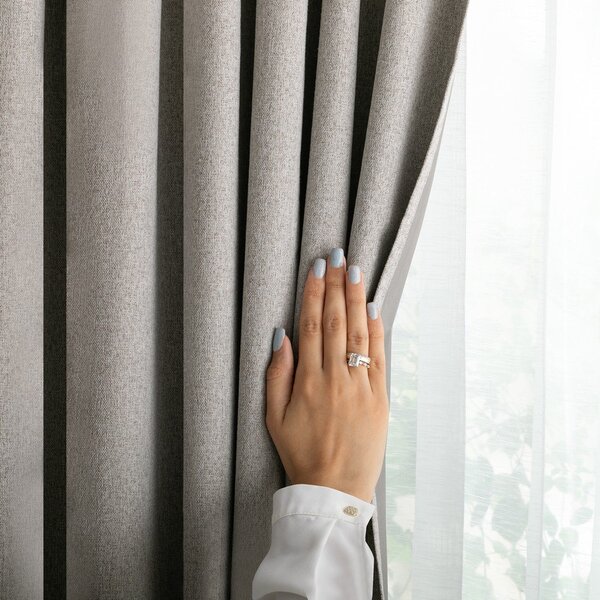 Sivorjava zatemnitvena zavesa 140x250 cm Corita – Restilo