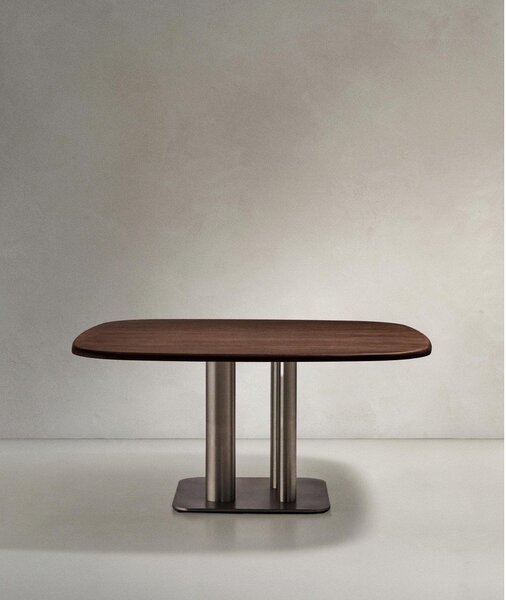 Jedilna miza v orehovem dekorju 121x121 cm Melvar – Kave Home