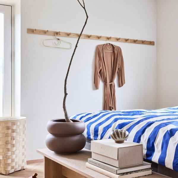 Okrasni cvetlični lonec iz kamenine ø 30 cm Kupla – OYOY Living Design