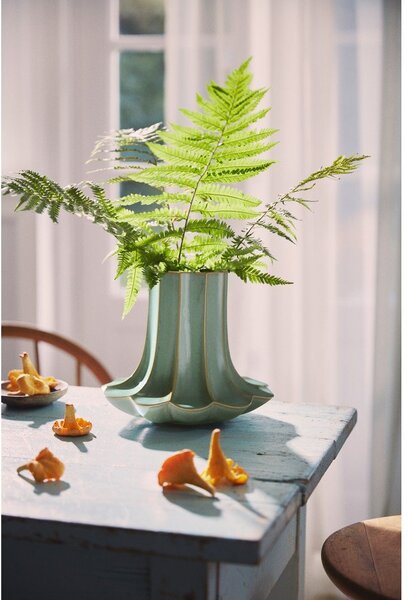 Svetlo zelena keramična vaza (višina 20,5 cm) Kantarel – Kähler Design