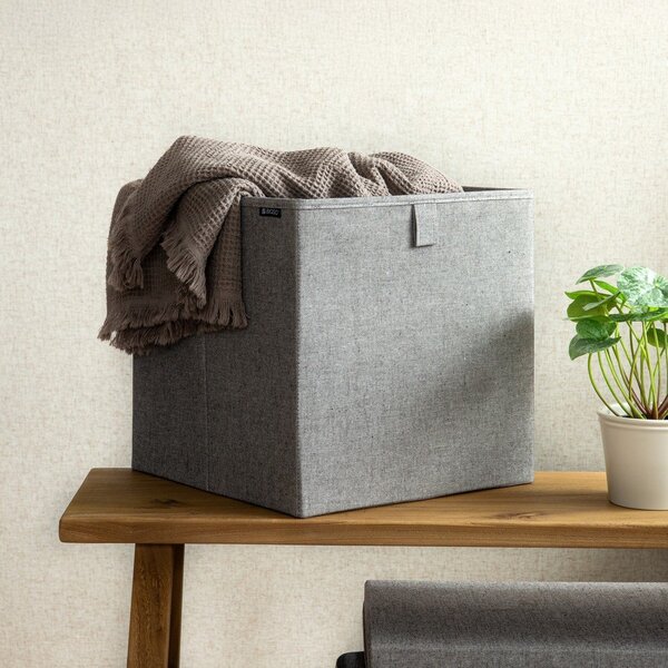Siva tekstilna škatla za shranjevanje 32x31,5x31,5 cm Soft Storage Cube – Bigso