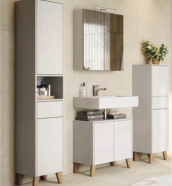 Kremno bela visoka kopalniška omarica v mat dekorju 33x181 cm Arnea – Germania