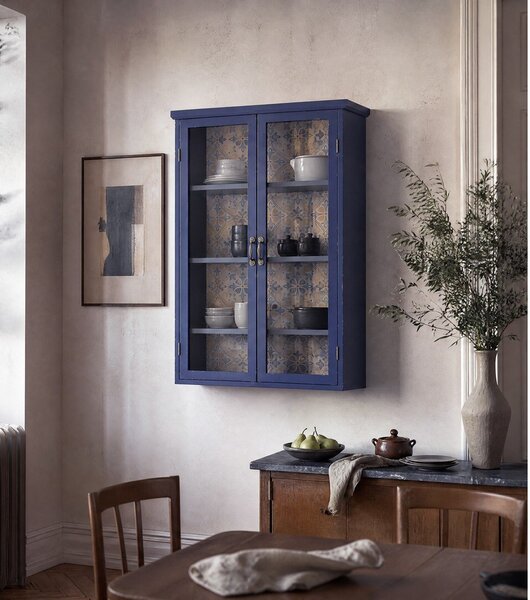 Modra vitrina iz masivne jelke 81x122x22 cm Hazem – Bloomingville