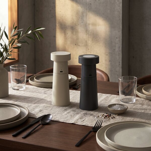 Lucande LED solnica in poperka Salt & Pepper, komplet 2 kosov, Siva, Dnevna soba / jedilnica, Plastika, Sodobni