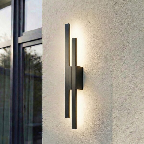 Lindby LED zunanja stenska svetilka Sakari, črna, aluminij, višina 59 cm, Črna, Aluminij, Sodobni