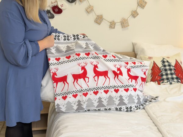 Flanelasta posteljnina DEER DREAMS bela Dimenzije posteljnine: 2 kom 70 x 90 cm | 200 x 220 cm