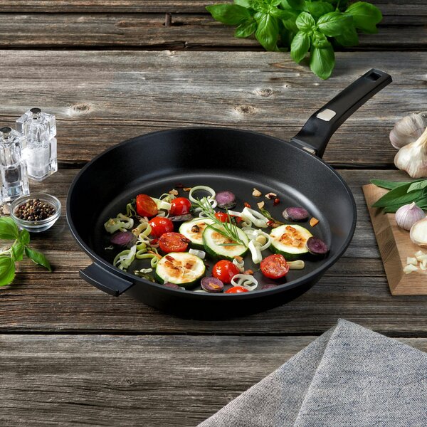 PONEV Perfect Cooking 32 cm premaz proti prijemanju Greblon®