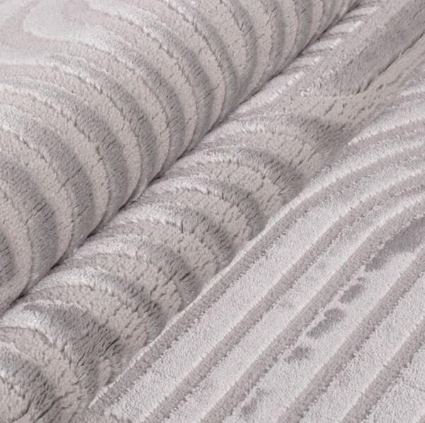 TKANA PREPROGA SAHARA 240/340 cm tkano srebrne barve