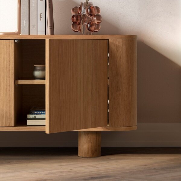 TV omarica v hrastovem dekorju v naravni barvi 180x50,5x40 cm Padoc – MOME