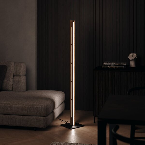 Elobra LED-stoječa svetilka Mexico, hrast/črna, višina 150 cm, les/kovina, zatemnjen, Les, Dnevna soba / jedilnica, Les