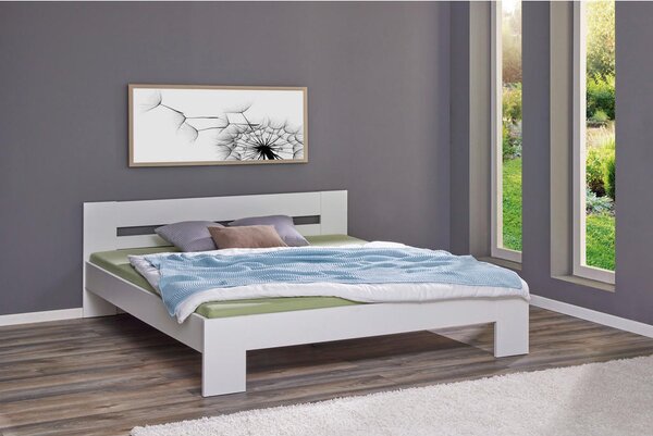 POSTELJA 180 cm x 200 cm , leseni material bela