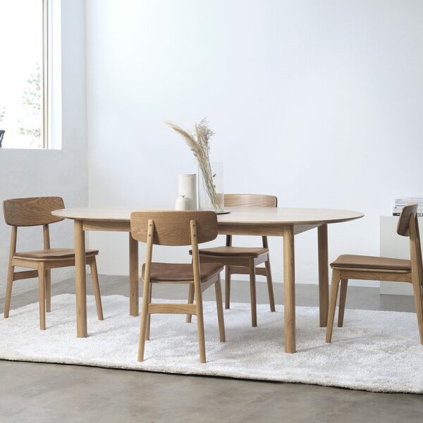 Jedilni stol iz umetnega usnja v konjak rjavi in naravni barvi Livo – Unique Furniture