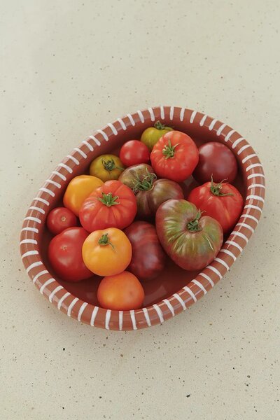 HAY servirni krožnik za serviranje iz terakote 36 x 27 x 6 cm