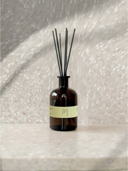 Difuzor #80 Tomato Leaf, Cypress, Fern – Perfumed Prague