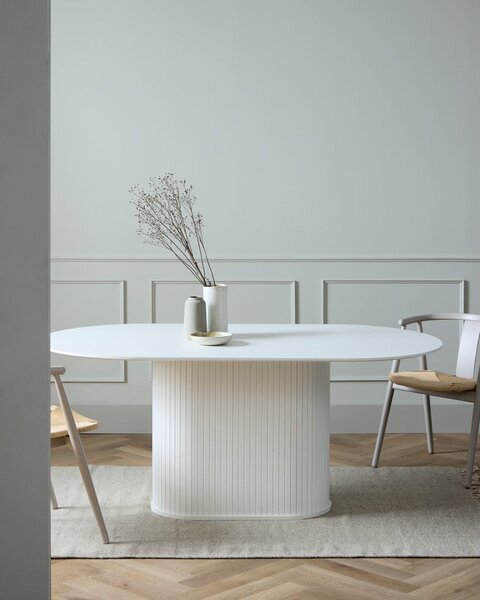 Okrogla jedilna miza 95x180 cm Nola – Unique Furniture