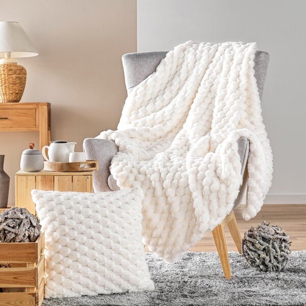 Kremno bela odeja iz mikropliša 220x240 cm Frosty – douceur d'intérieur