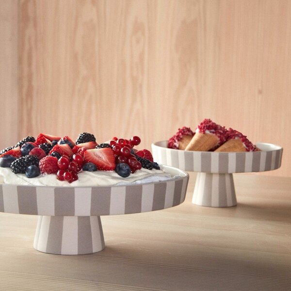 Etažer iz kamenine Toppu – OYOY Living Design