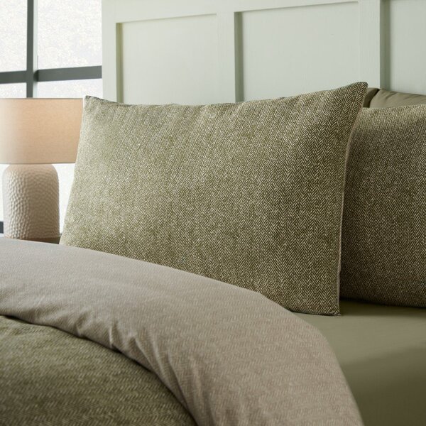 Zelena flanelna posteljnina za zakonsko posteljo 200x200 cm Brushed Herringbone – Catherine Lansfield