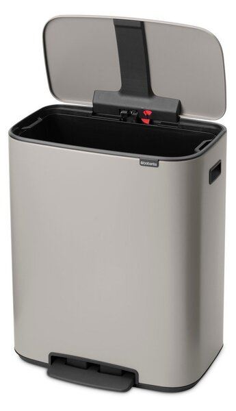 Svetlo siv jeklen koš za smeti s pedalom 60 l Bo – Brabantia