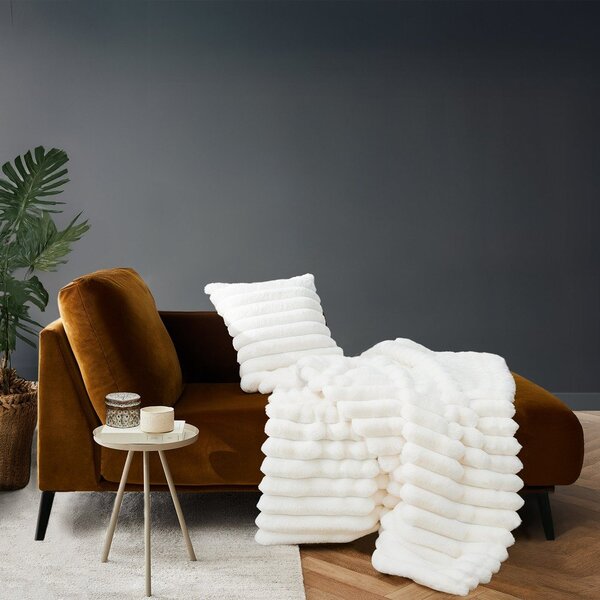 Kremno bela odeja iz mikropliša 180x220 cm Boudoir – douceur d'intérieur