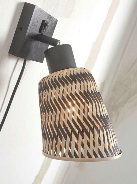 STENSKA SVETILKA 60 W