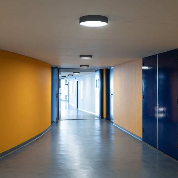 SLV LED-stropna svetilka Decona Sensor, Ø 42 cm, bela, aluminij, CCT, Bela, Hodnik, Aluminij