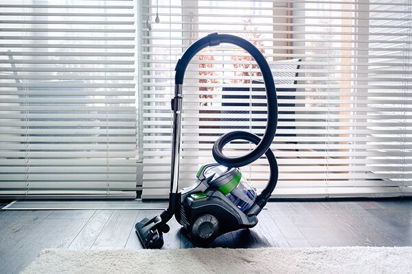 700W HEPA sesalnik brez vrečke VACUUM GREEN