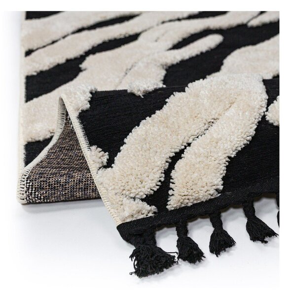 Črno-bela preproga 133x190 cm Esra Zebra – Flair Rugs