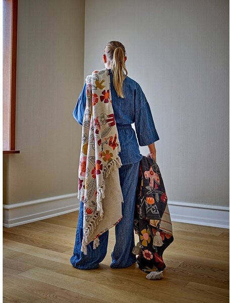 Odeja 130x160 cm Vivielle – Bloomingville
