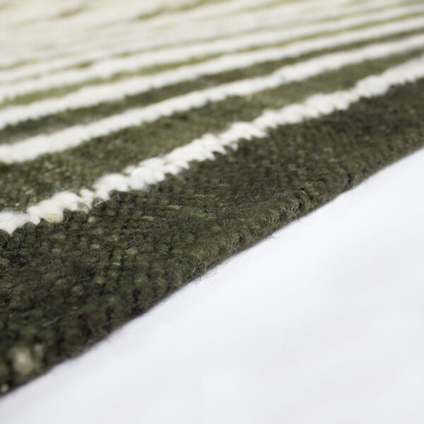 Zelena ročno tkana preproga iz mešanice volne 140x200 cm Boucle Frame – Flair Rugs