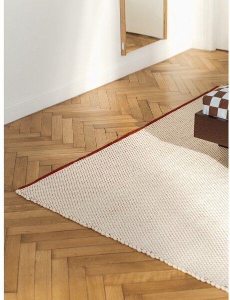 Rdeč/bež ročno tkan volnen tekač 80x170 cm Lenu – noo.ma