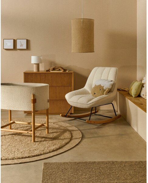 Komoda v hrastovem dekorju v naravni barvi 90x79x50 cm Helvine – Kave Home