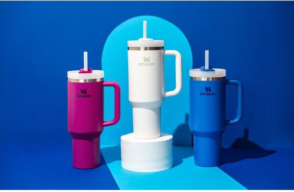 Bela termovka s slamico iz nerjavečega jekla 1,18 l Quencher H2.0 FlowState Tumbler Frost – Stanley
