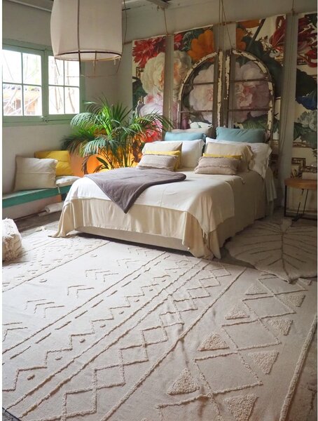 Bela pralna ročno tkana bombažna preproga 200x300 cm Tribu Natural – Lorena Canals