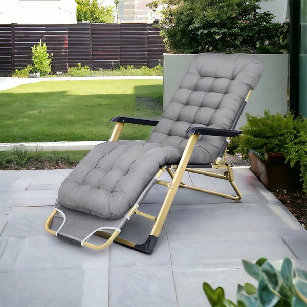 Zlati vrtni ležalnik z vzglavnikom v sivi barvi