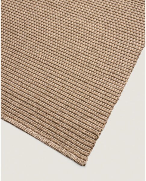 Bež notranja in zunanja preproga 164,5x235 cm Ardelia – Kave Home