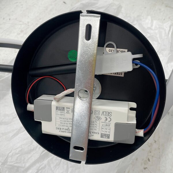 STENSKA LED-SVETILKA 5061 TWIST 380 lm 4000 K