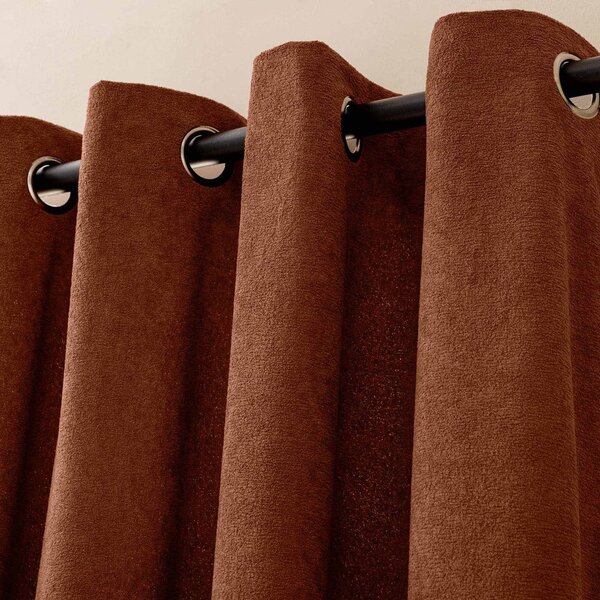 Bouclé zavesa v barvi terakote 140x260 cm Winona – douceur d'intérieur