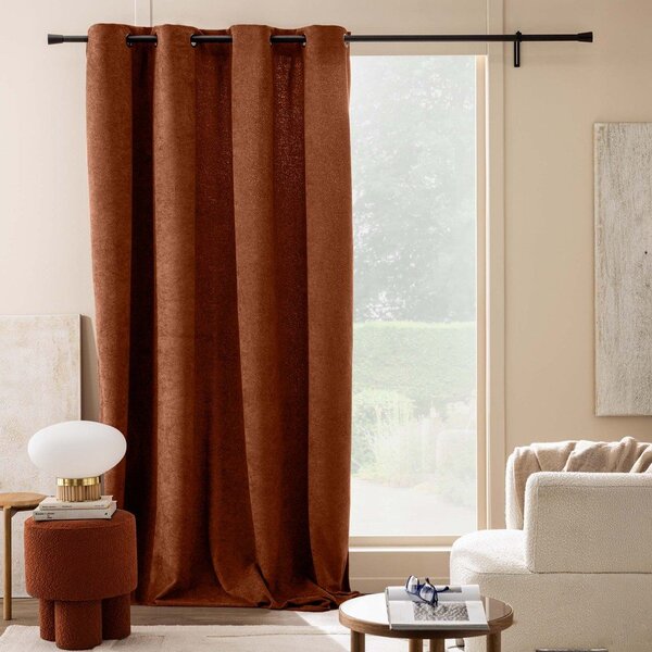 Bouclé zavesa v barvi terakote 140x260 cm Winona – douceur d'intérieur