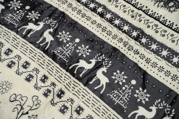 Posteljnina mikropliš WINTER DEER siva Dimenzije posteljnine: 70 x 90 cm | 140 x 220 cm