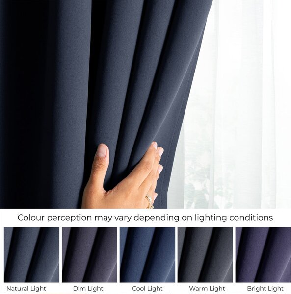 Temno modra zavesa za delno zatemnitev 140x270 cm Kierra – Restilo