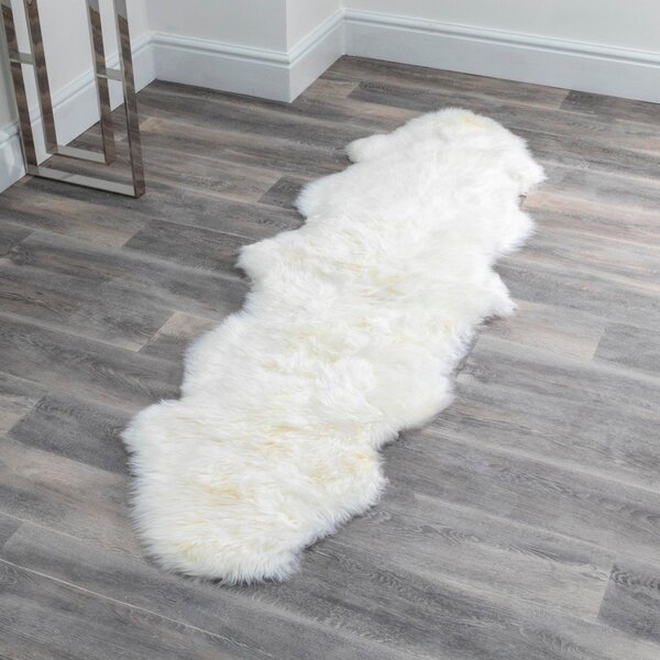Bela preproga iz ovčje kože Native Natural Double, 60 x 240 cm