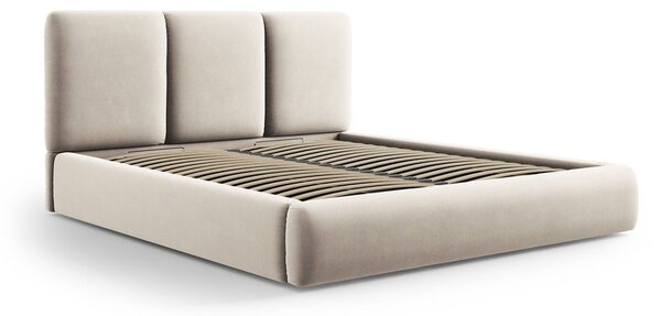 Kremno bela žametna oblazinjena zakonska postelja s prostorom za shranjevanje in z letvenim dnom 160x200 cm Brody – Mazzini Beds