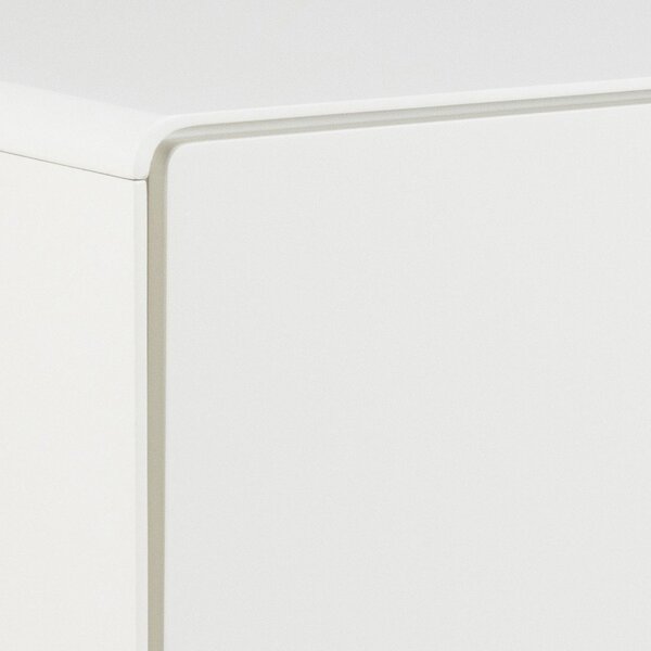 Bela komoda 135x90x40 cm Lowell – Actona