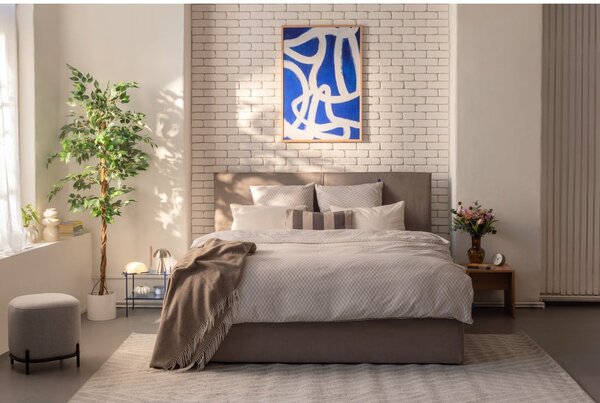 Sivorjava oblazinjena zakonska postelja s prostorom za shranjevanje z letvenim dnom 180x200 cm Thessa Bold – Bonami Selection