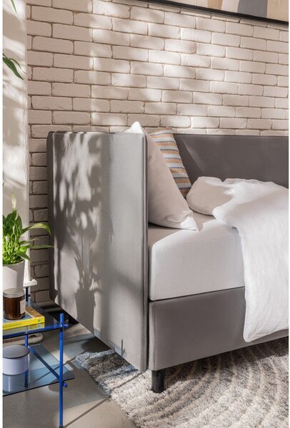 Siva oblazinjena postelja s prostorom za shranjevanje z vzmetnico 90x200 cm Avela – Bonami Selection