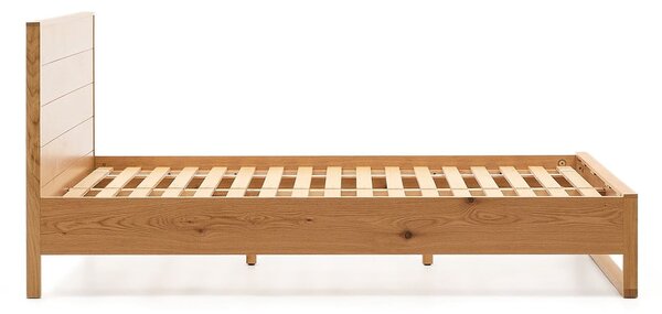 Zakonska postelja iz masivnega hrasta z letvenim dnom 180x200 cm v naravni barvi Alguema – Kave Home