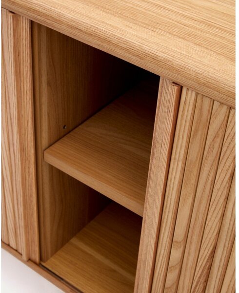 Komoda v jesenovem dekorju z drsnimi vrati v naravni barvi 180x75,5x40 cm Mailen – Kave Home