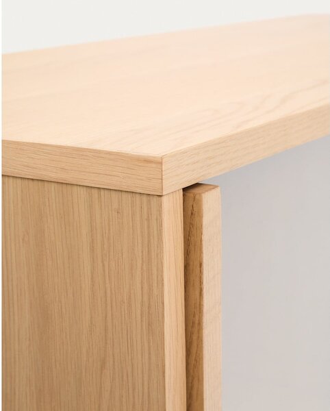 Vitrina v hrastovem dekorju z drsnimi vrati v naravni barvi 100x174x40 cm Helvine – Kave Home